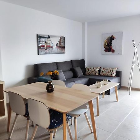 Apartamento En Roses Con Parking Y Piscina Daire Dış mekan fotoğraf