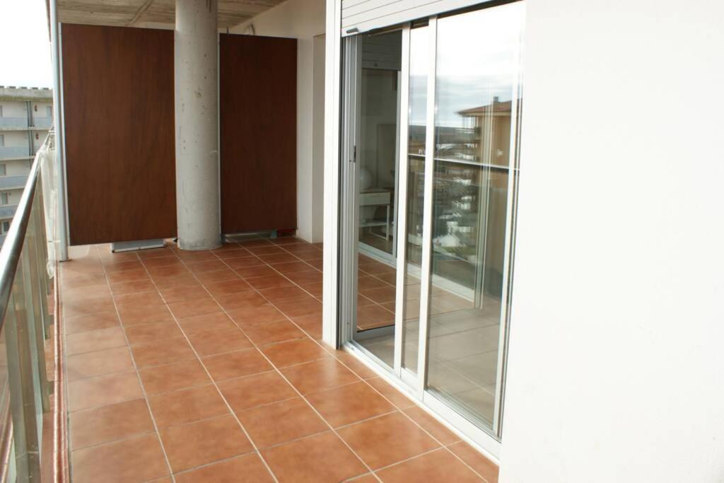 Apartamento En Roses Con Parking Y Piscina Daire Dış mekan fotoğraf